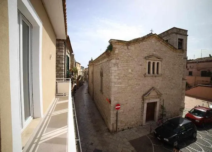 LE DIMORE DEGLI ARTISTI Vico Mercatello